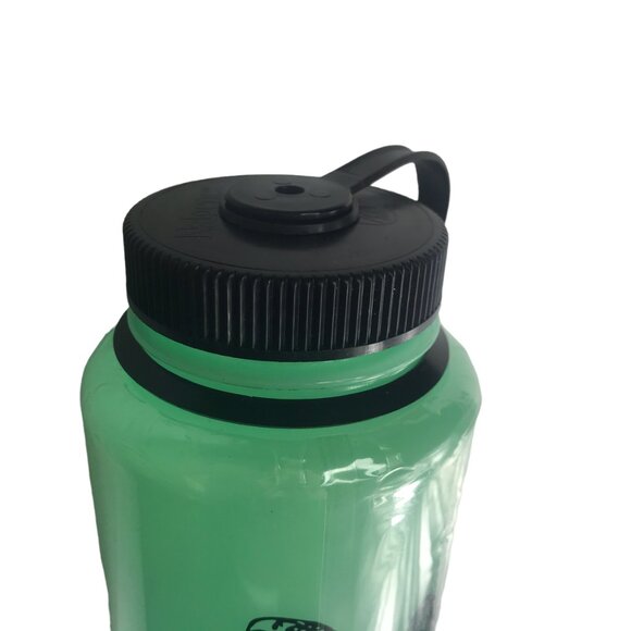 New Green Plastic NALGENE Water Bottle. Black Screw Top Lid. Eagle Design. - Picture 5 of 13
